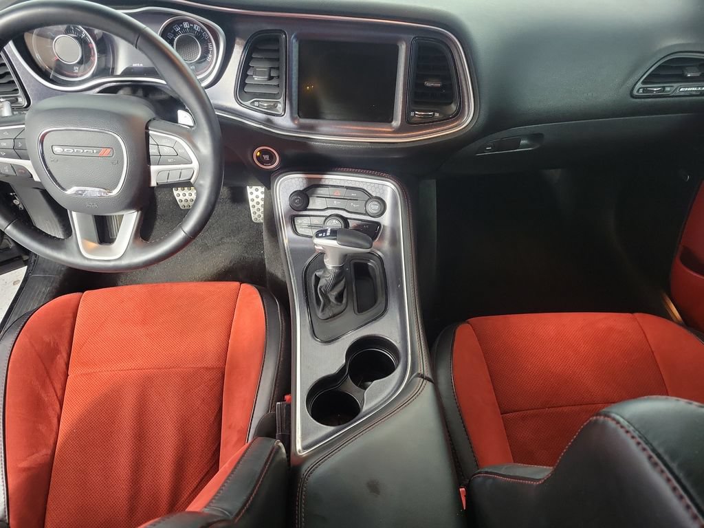 Used 2015 Dodge Challenger R/T Plus RWD image 16
