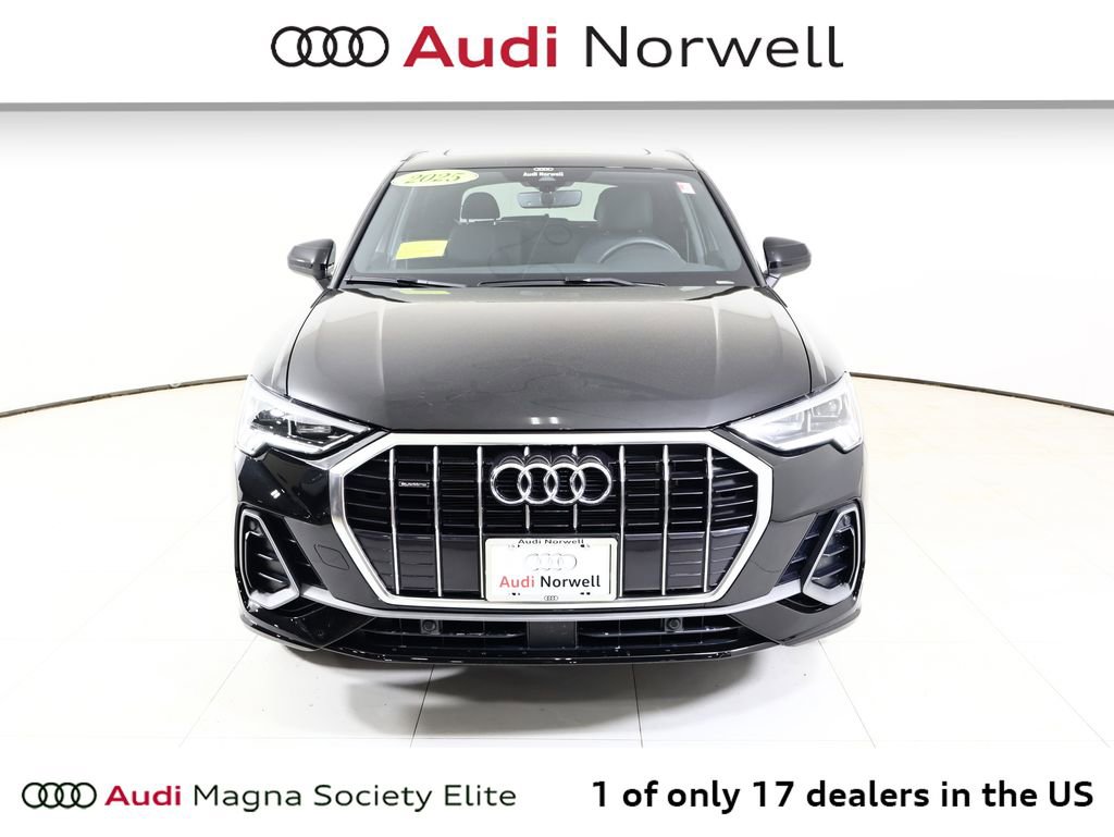Used 2025 Audi Q3 2.0T Premium w/ Convenience Package image 11