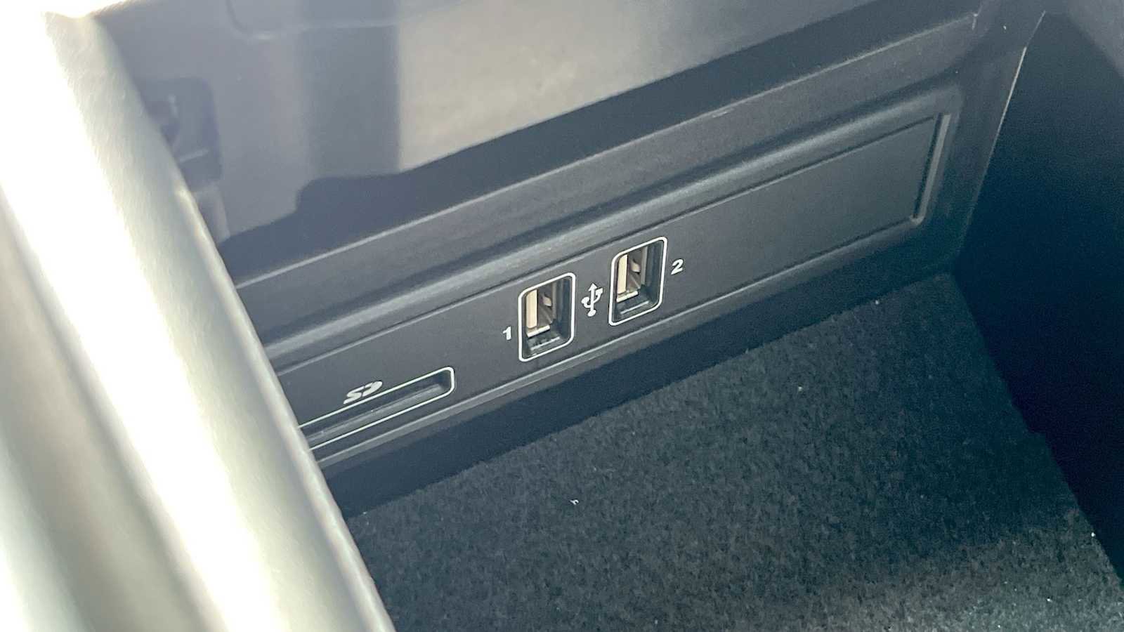 Certified 2019 Mercedes-Benz E 300 4MATIC image 47