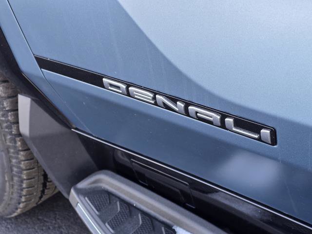 Used 2025 GMC Sierra EV Denali image 6