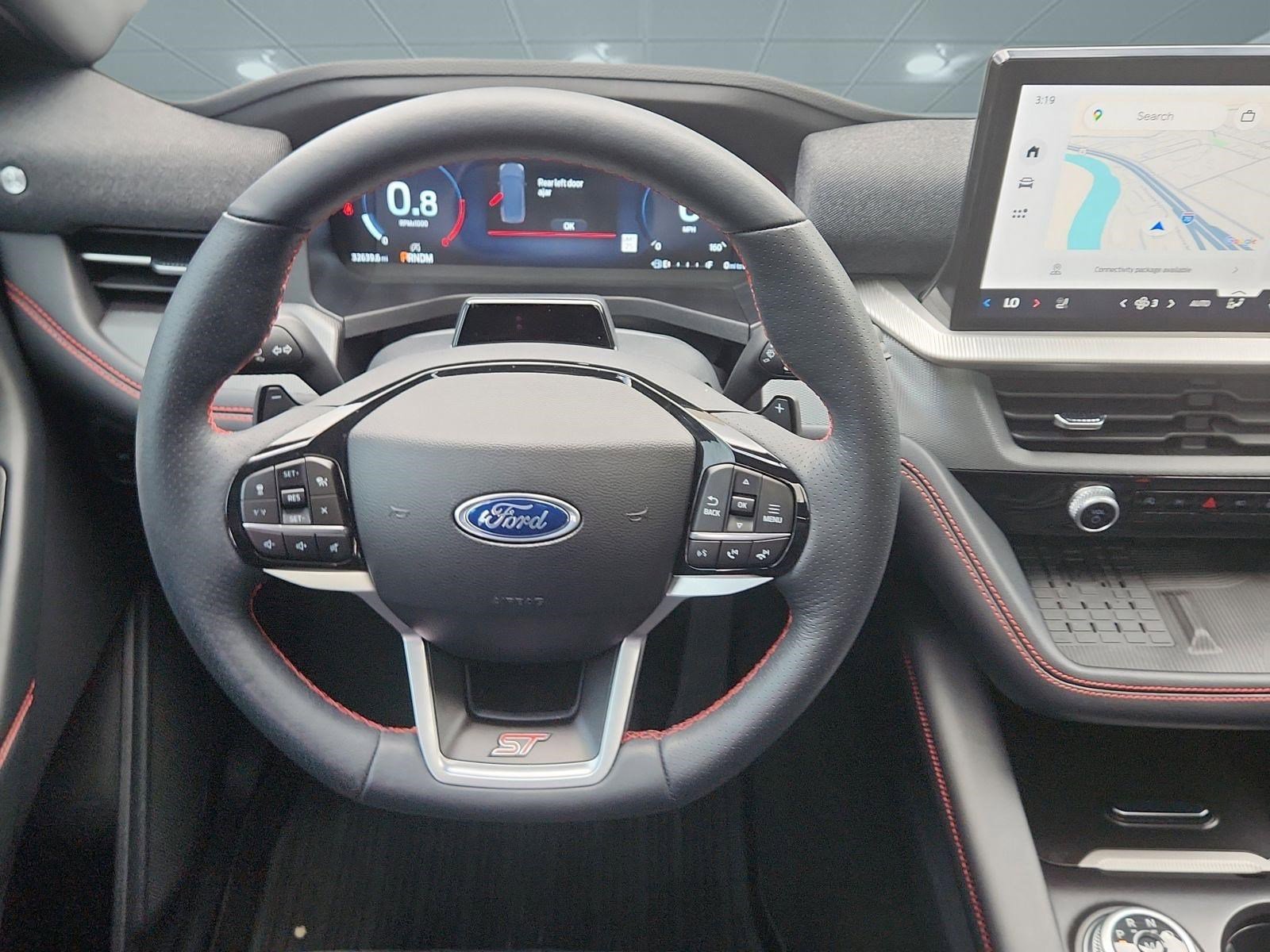 Used 2025 Ford Explorer ST AWD/4WD image 14