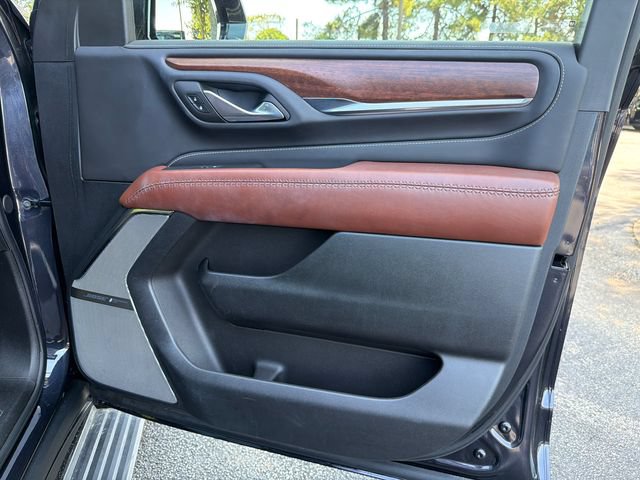 Used 2024 GMC Yukon Denali Ultimate AWD/4WD image 14