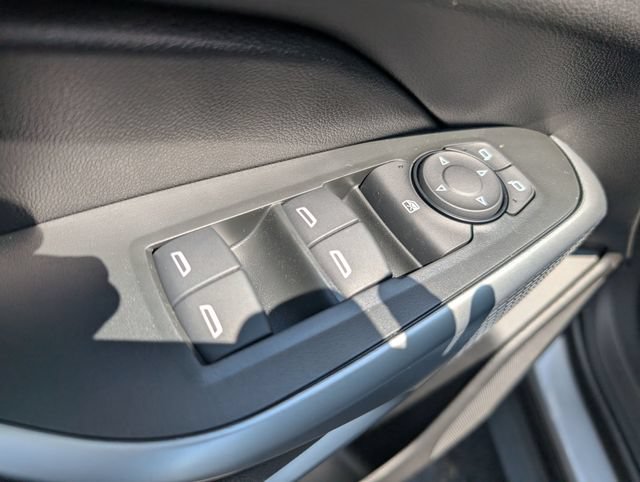 New 2026 Chevrolet Trax LS w/ LS Convenience Package FWD image 15