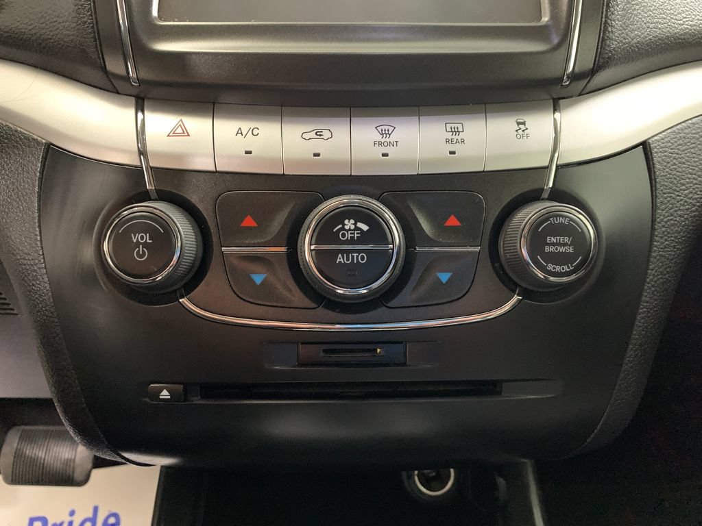 Used 2014 Dodge Journey SXT w/ Quick Order Package 22C FWD image 7