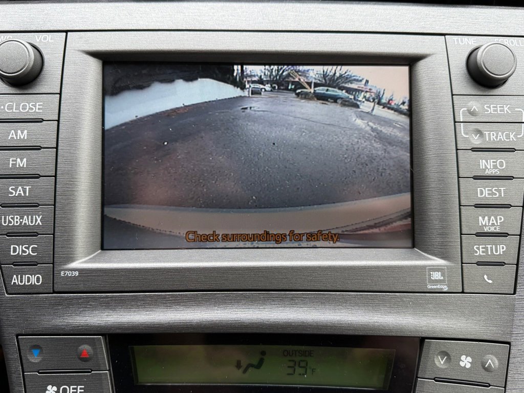 Used 2015 Toyota Prius Five w/ Advanced Technology Package image 24