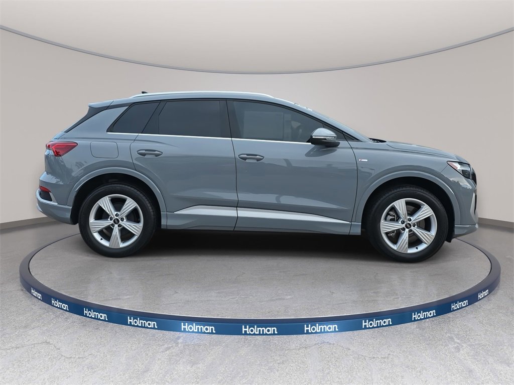 Certified 2024 Audi Q4 e-tron Premium image 2