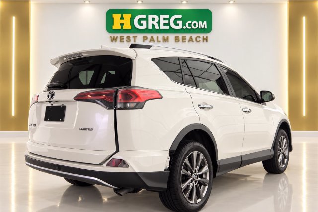 Used 2018 Toyota RAV4 Limited FWD image 6