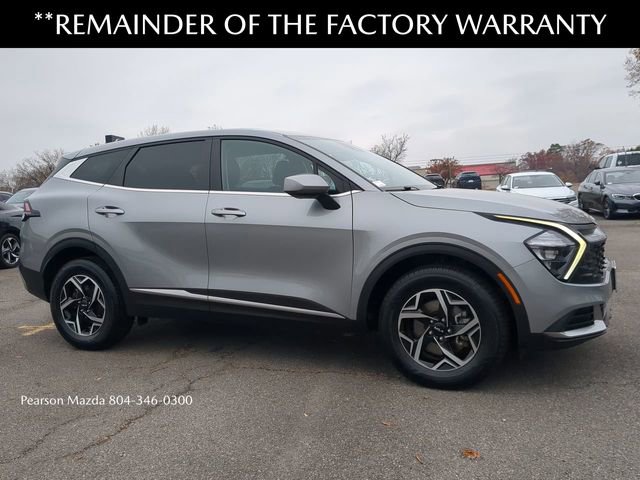 Used 2023 Kia Sportage LX image 2