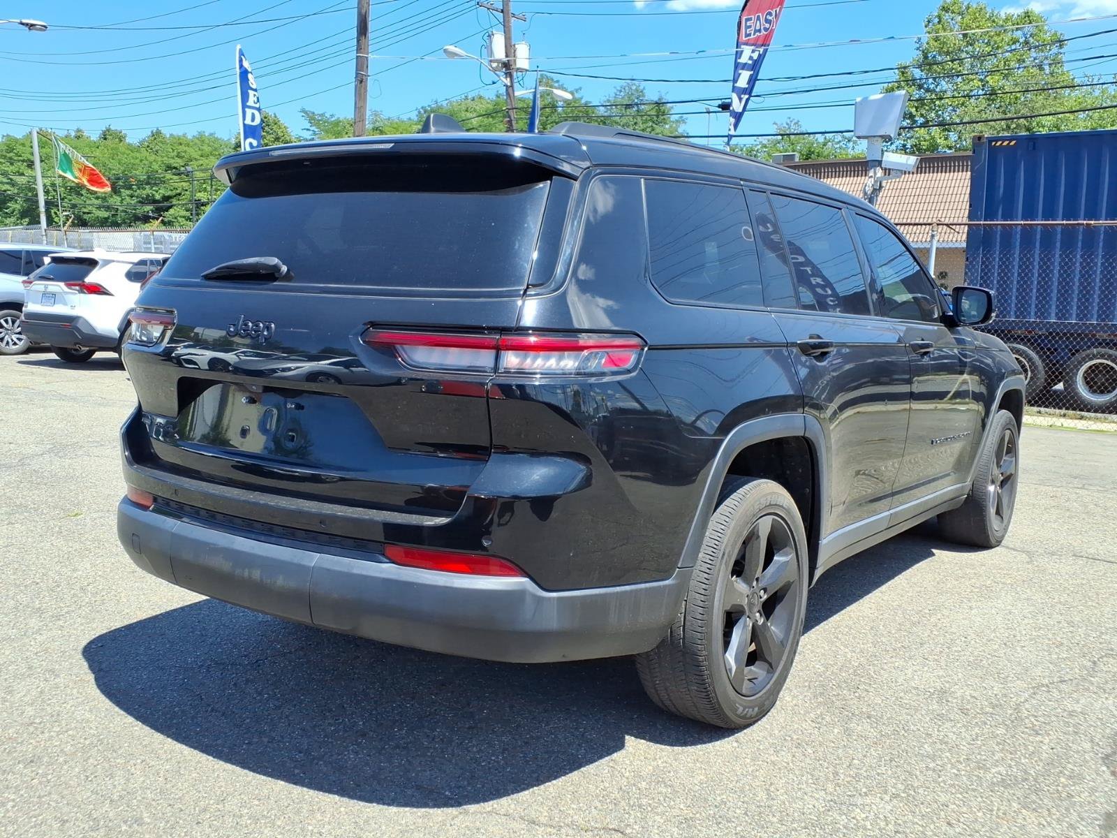 Used 2022 Jeep Grand Cherokee L Laredo AWD/4WD image 7