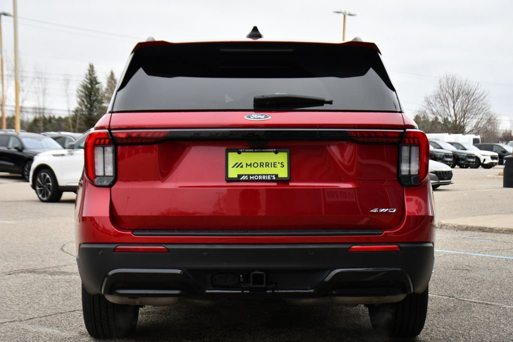 Used 2025 Ford Explorer ST-Line image 5