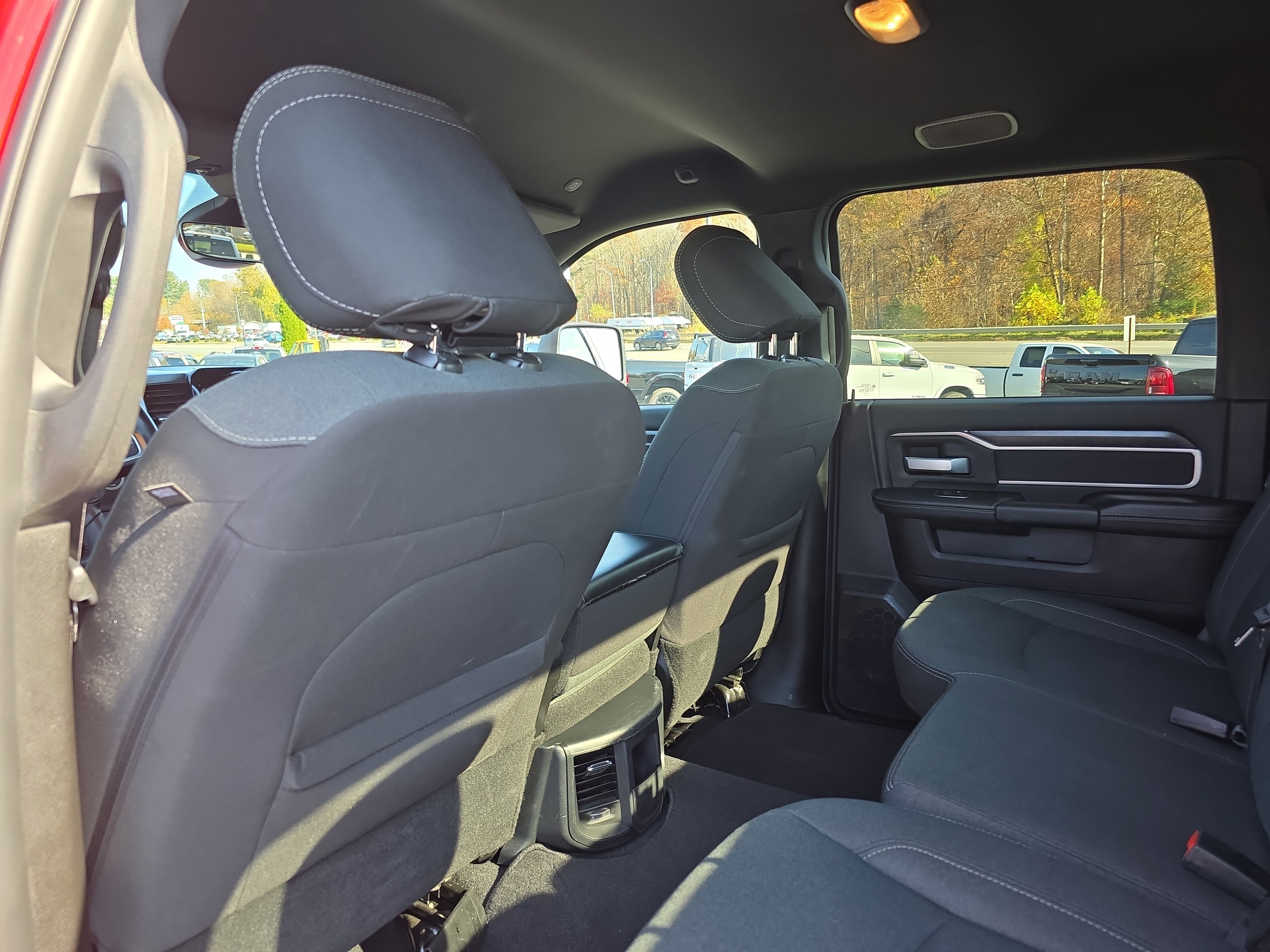 Used 2024 RAM 2500 Big Horn w/ Sport Appearance Package image 17