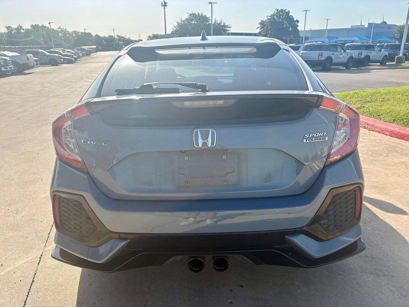 Used 2019 Honda Civic Sport Touring image 4