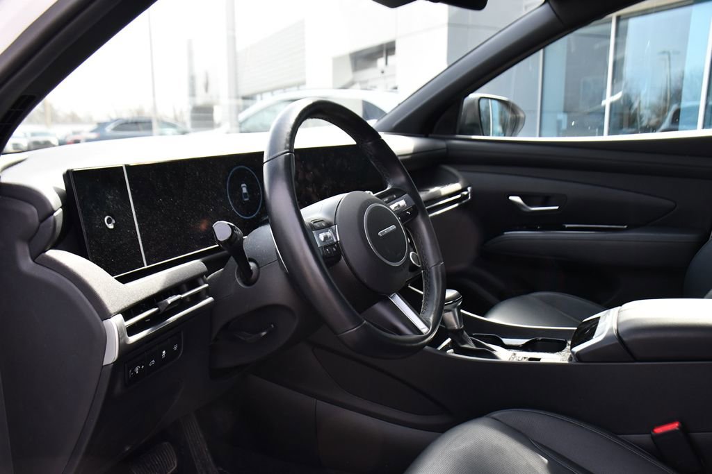 Used 2025 Hyundai Santa Cruz Limited image 11