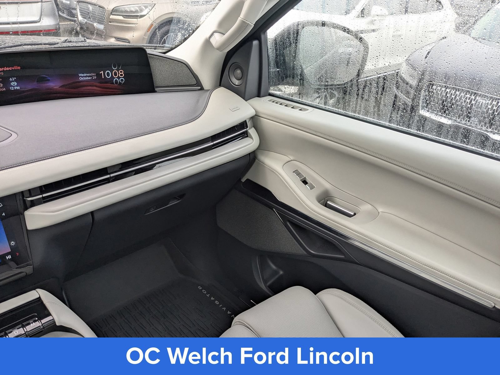Certified 2025 Lincoln Navigator Reserve AWD/4WD image 20