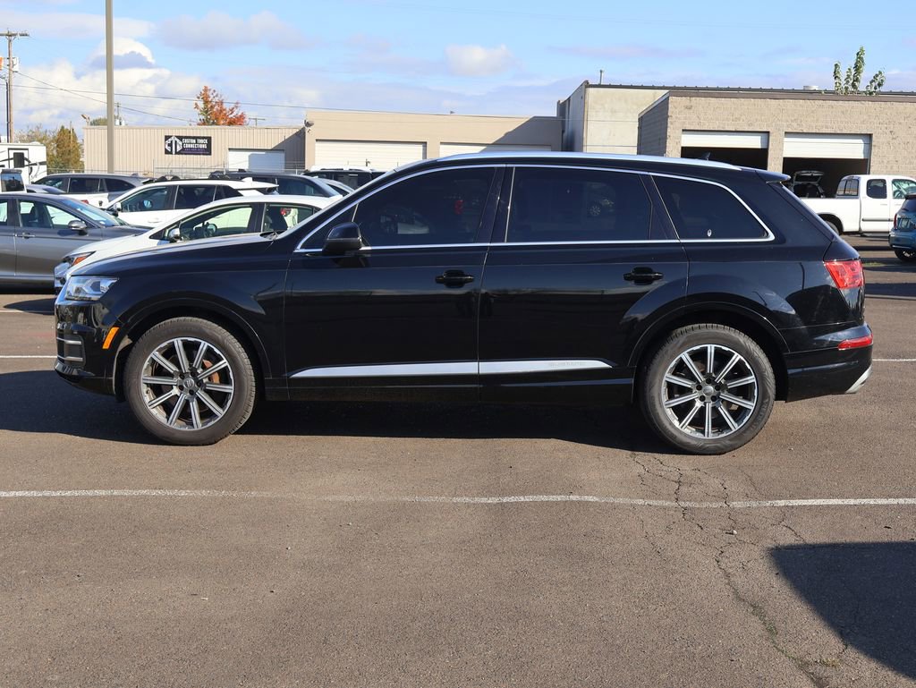 Used 2017 Audi Q7 3.0T Premium Plus image 3
