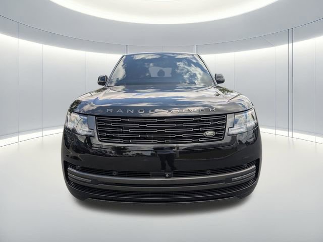 Used 2025 Land Rover Range Rover SE AWD/4WD image 8