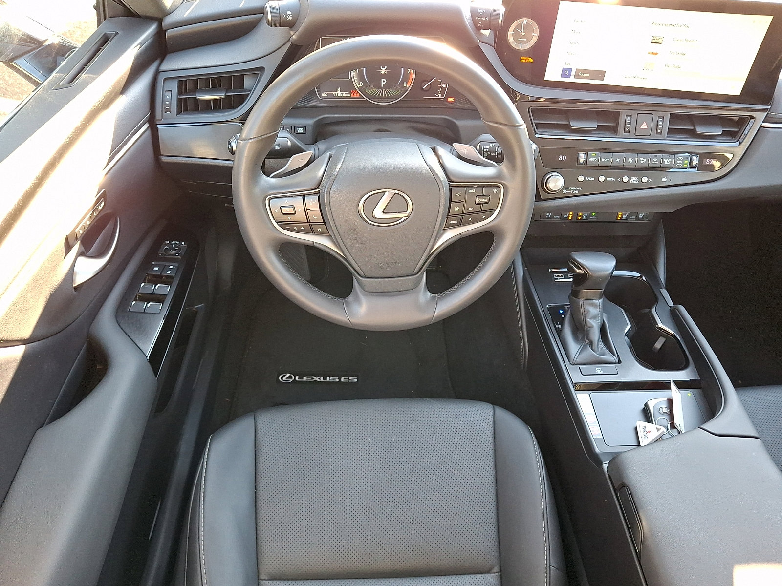 Certified 2023 Lexus ES 350 Standard image 12