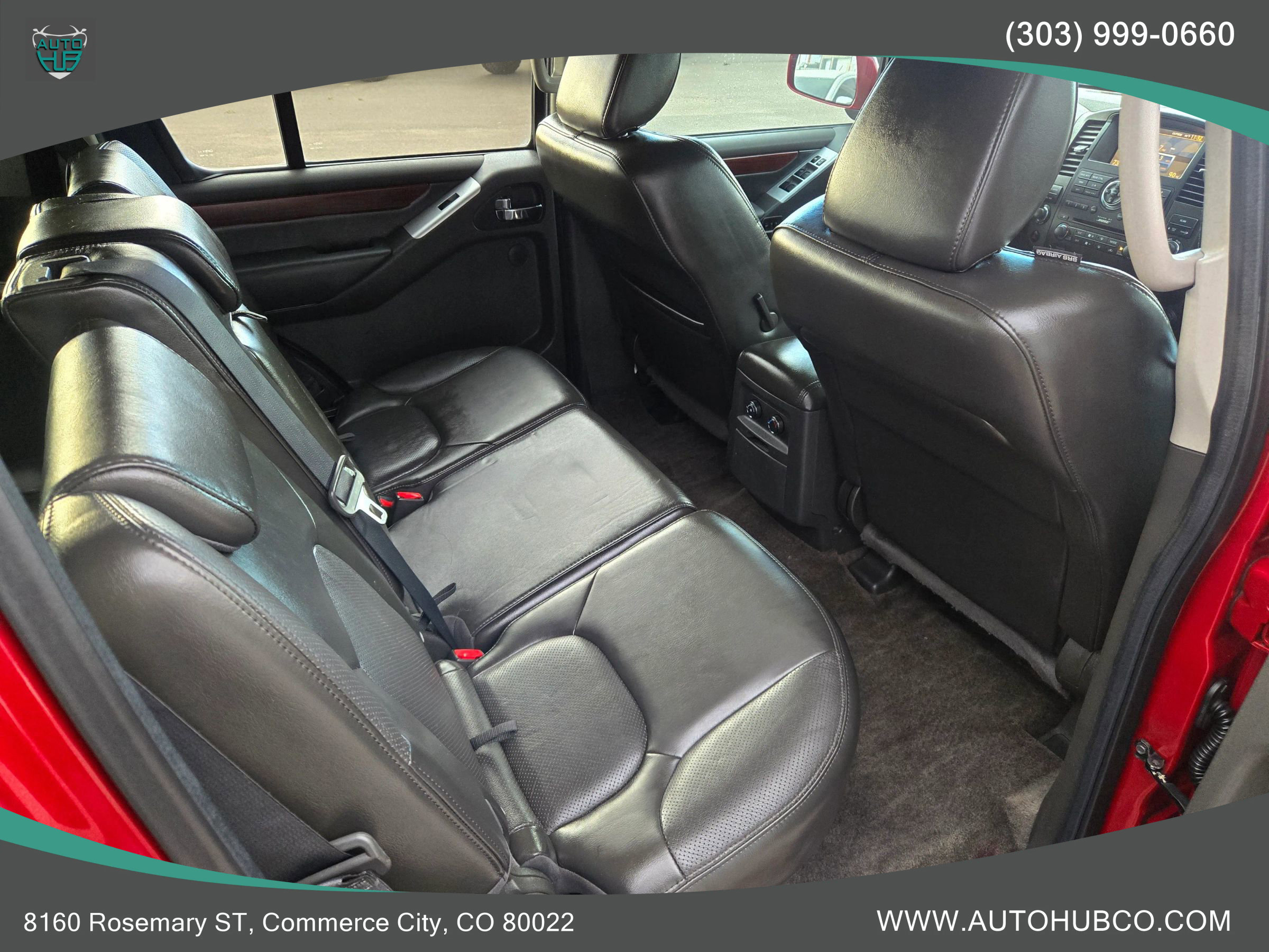 Used 2011 Nissan Pathfinder LE image 13