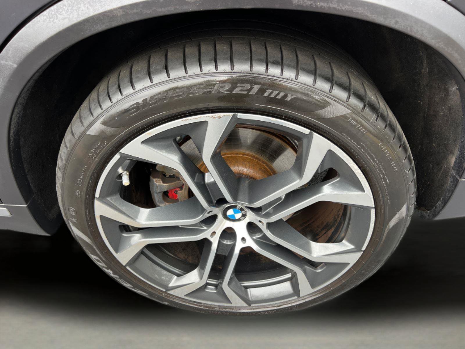 Used 2021 BMW X5 sDrive40i w/ Executive Package image 21