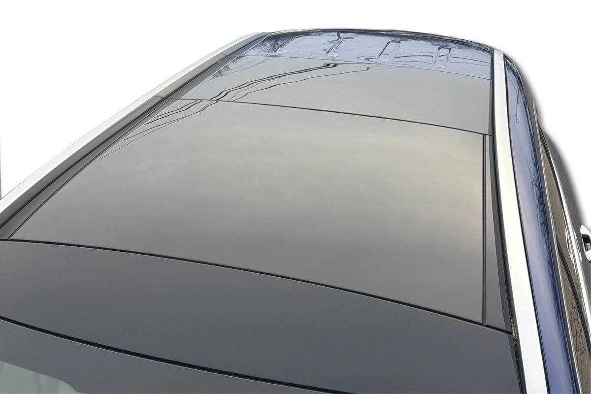 Used 2021 Mercedes-Benz GLC 300 4MATIC w/ Premium Package image 11