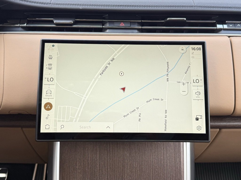 New 2025 Land Rover Range Rover SE image 22