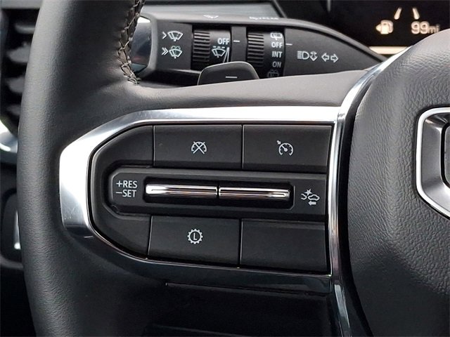 Used 2025 GMC Acadia Elevation image 28