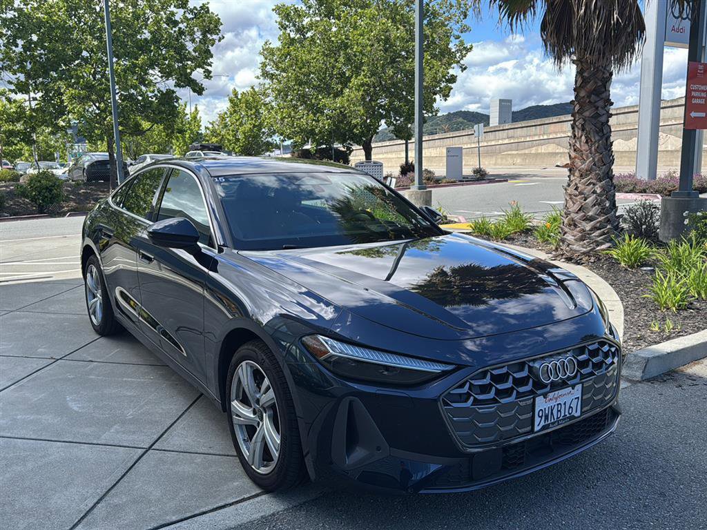 Used 2025 Audi A5 2.0T Premium Plus w/ Premium Plus image 4