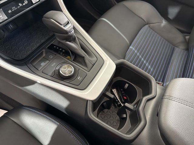 Used 2025 Toyota RAV4 XSE w/ Weather Package AWD/4WD image 24