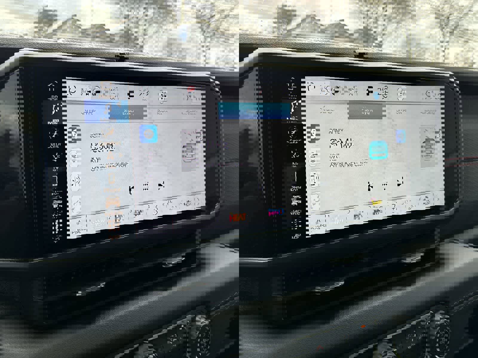 Used 2024 Jeep Gladiator Rubicon w/ Technology Group image 13