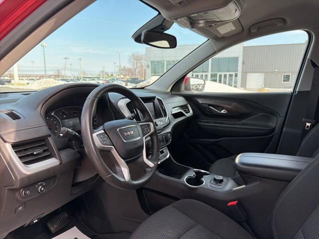 Used 2024 GMC Terrain SLE w/ LPO, Floor Liner Package image 15