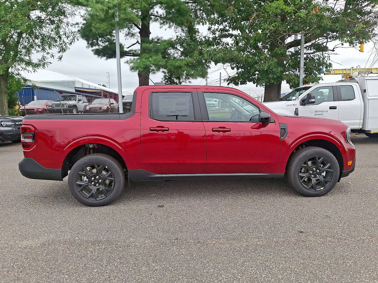 New 2025 Ford Maverick Lariat w/ Black Appearance Package image 15