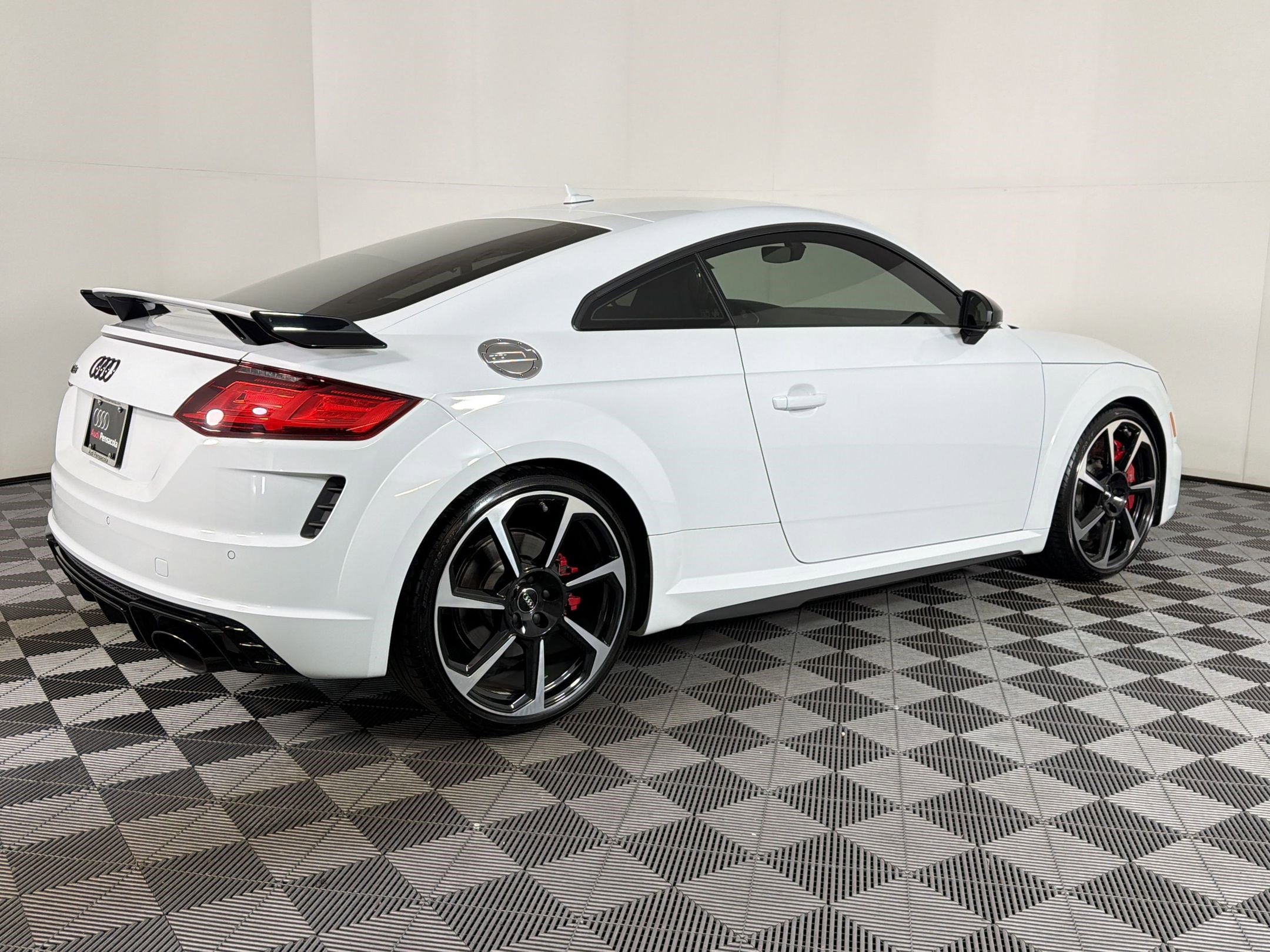 Used 2019 Audi TT RS image 6