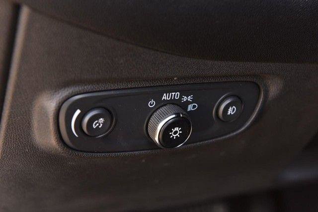 Used 2021 Chevrolet Equinox LT image 12