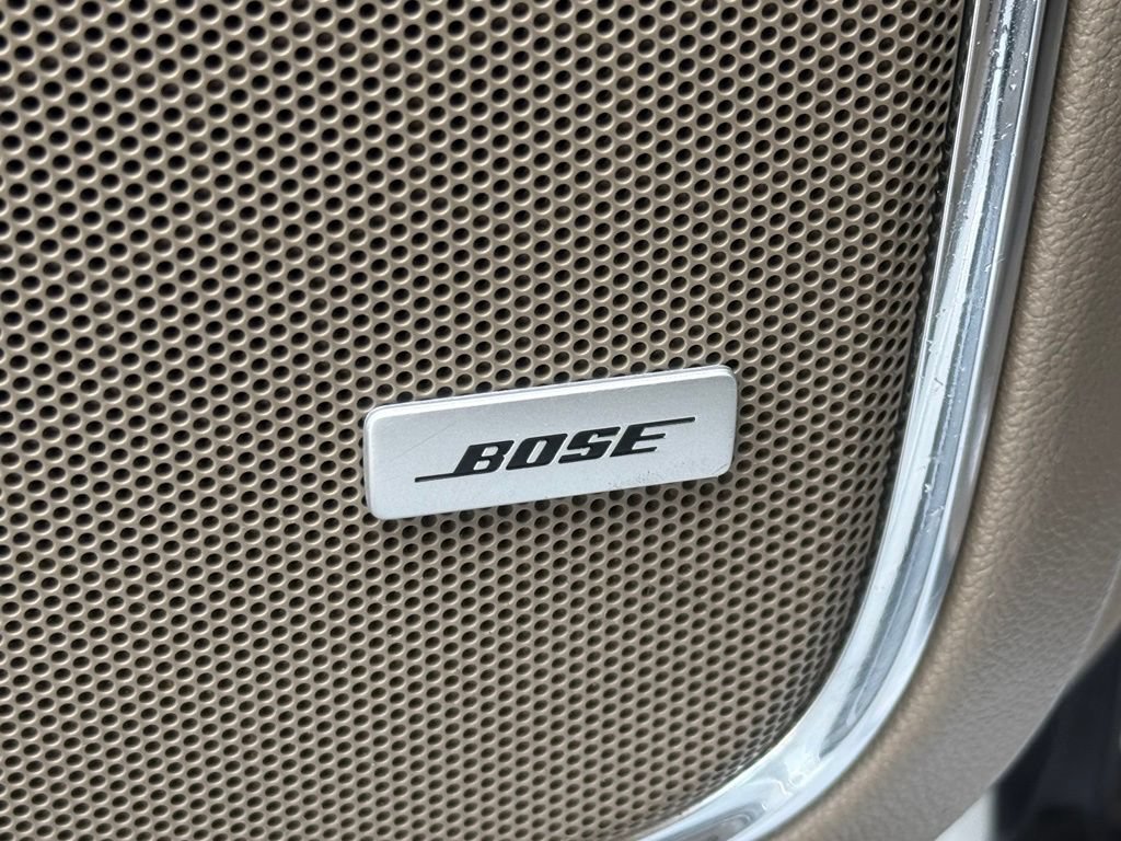 Used 2019 Chevrolet Tahoe Premier AWD/4WD image 13