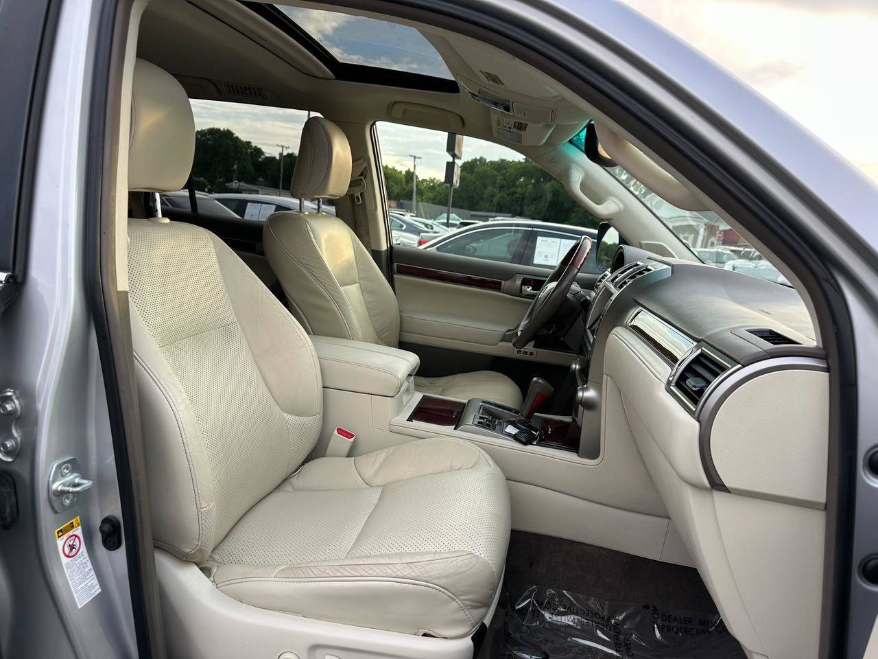 Used 2012 Lexus GX 460 w/ Comfort Plus Pkg AWD/4WD image 30