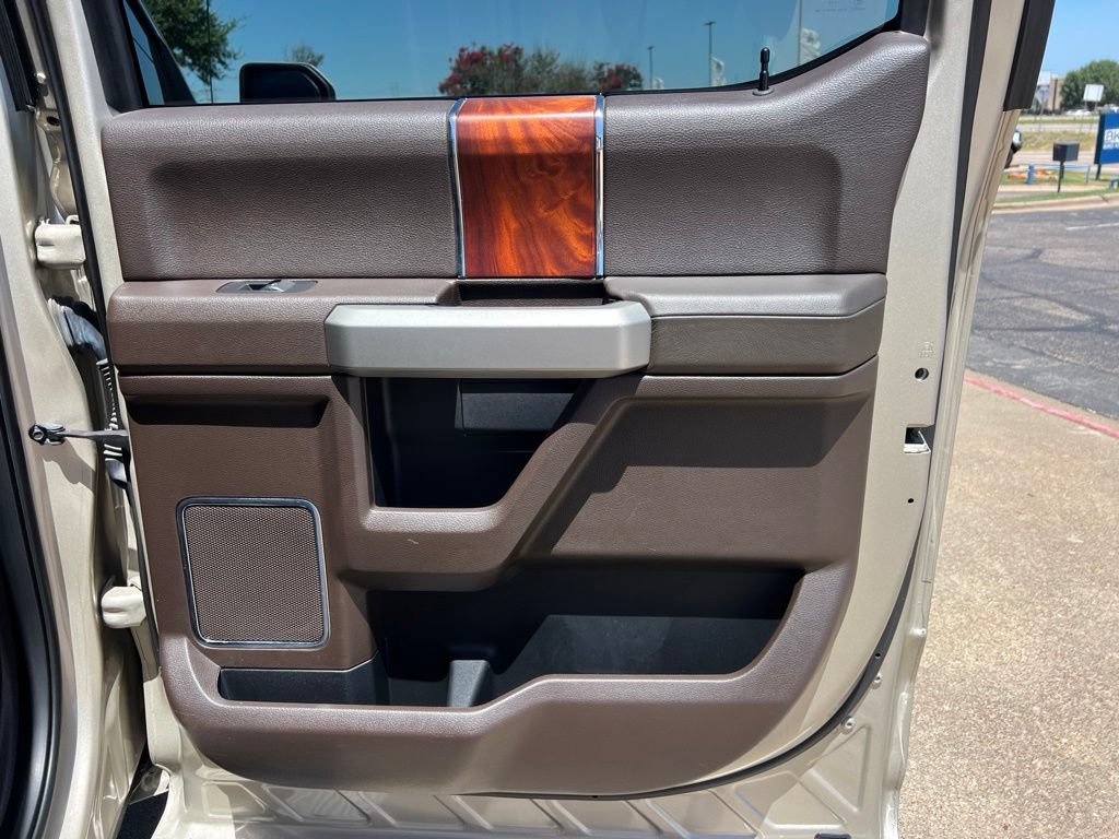 Used 2018 Ford F150 King Ranch w/ Equipment Group 601A Luxury RWD image 14