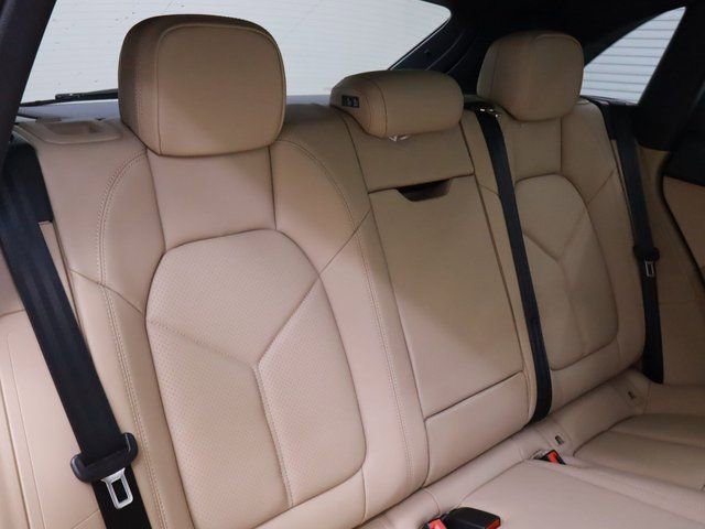 New 2024 Porsche Macan image 26