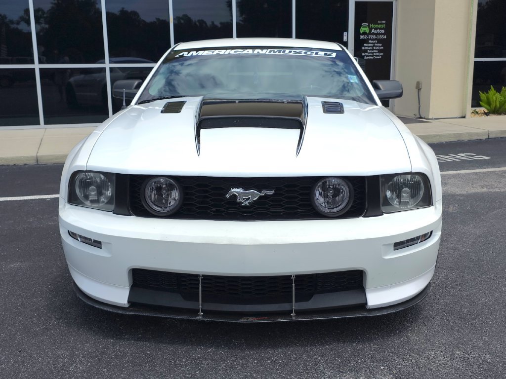 Used 2008 Ford Mustang GT Premium RWD image 2