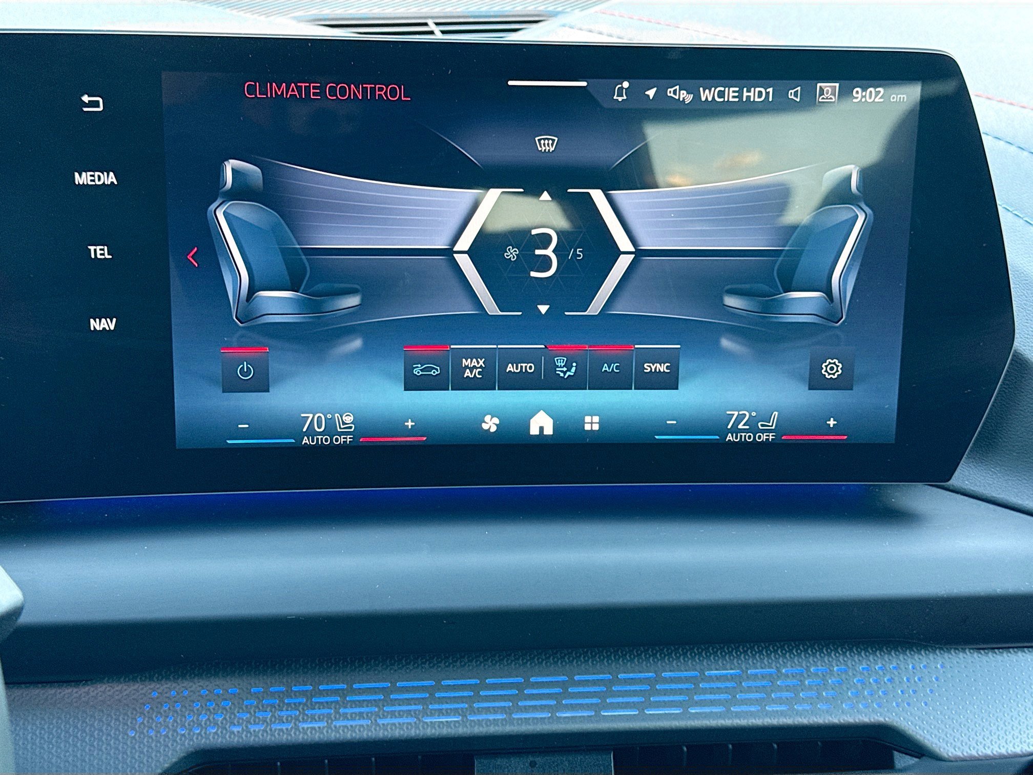 Used 2025 BMW M235i xDrive image 33