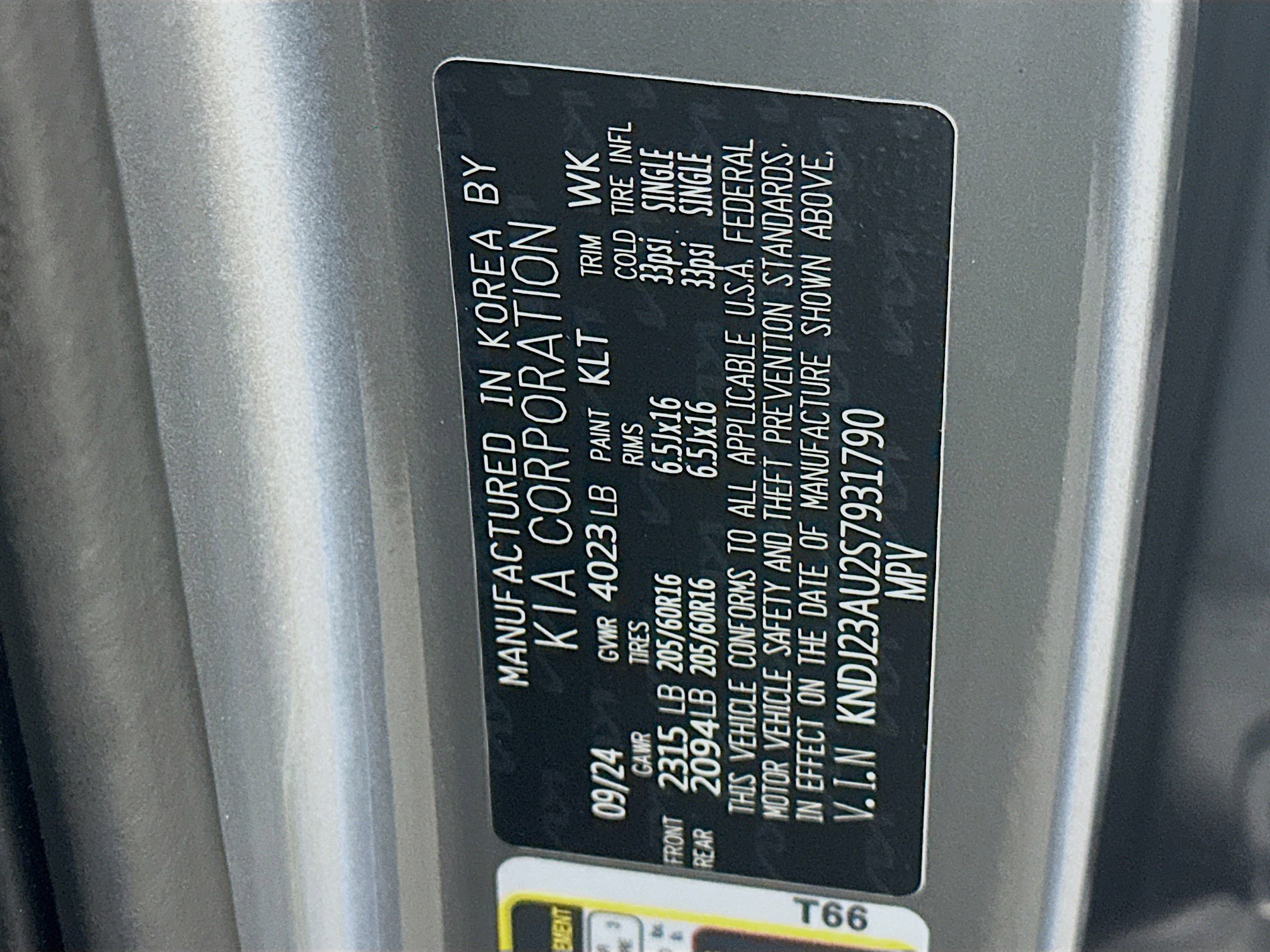 Used 2025 Kia Soul LX w/ LX Technology Package image 12