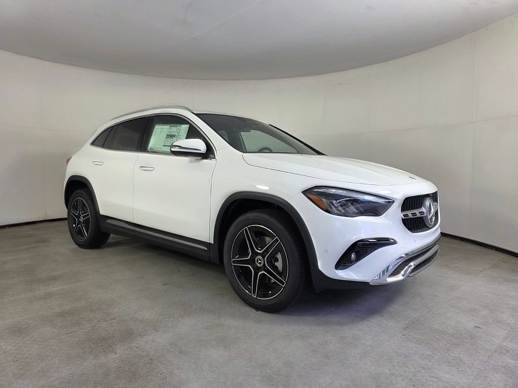 New 2026 Mercedes-Benz GLA 250 video 1