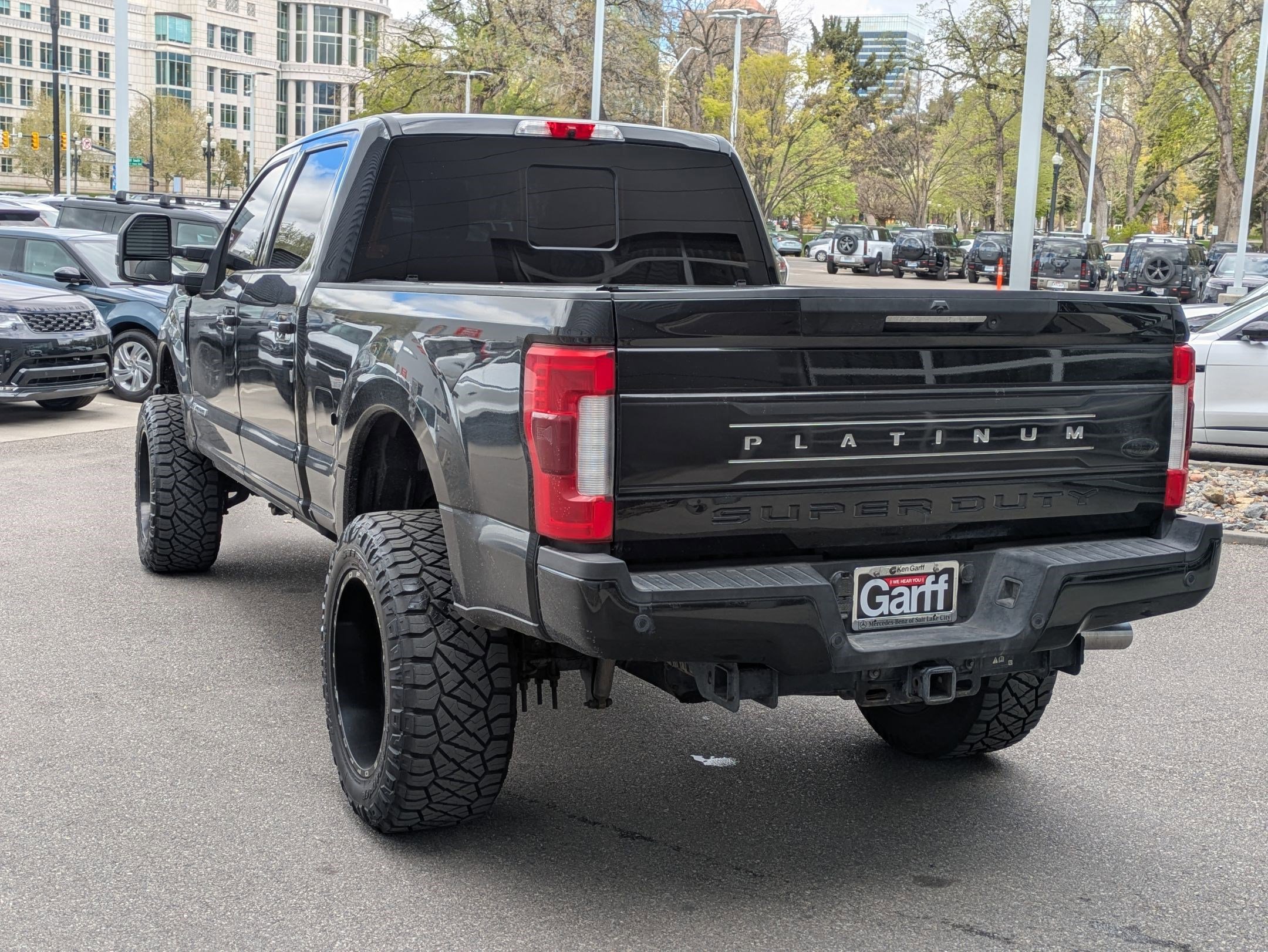 Used 2017 Ford F350 Platinum w/ Platinum Ultimate Package image 5