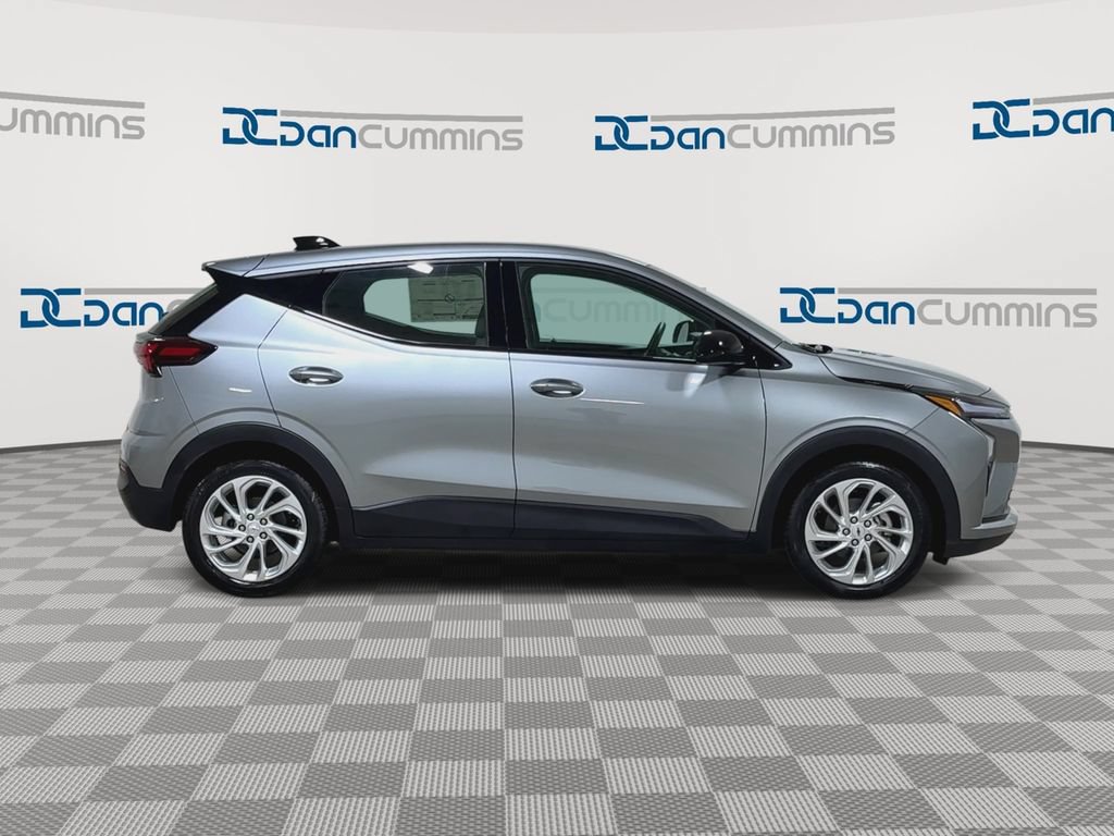 New 2027 Chevrolet Bolt LT FWD image 9