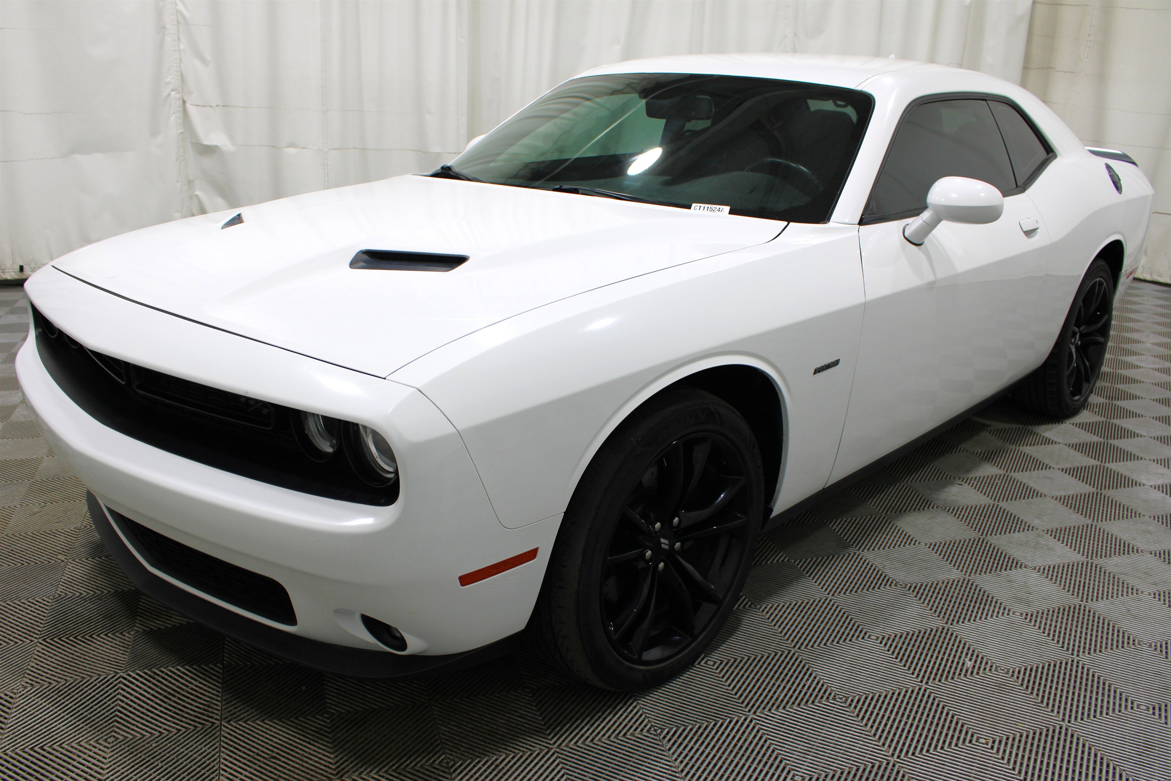Used 2018 Dodge Challenger R/T w/ Blacktop Package image 32