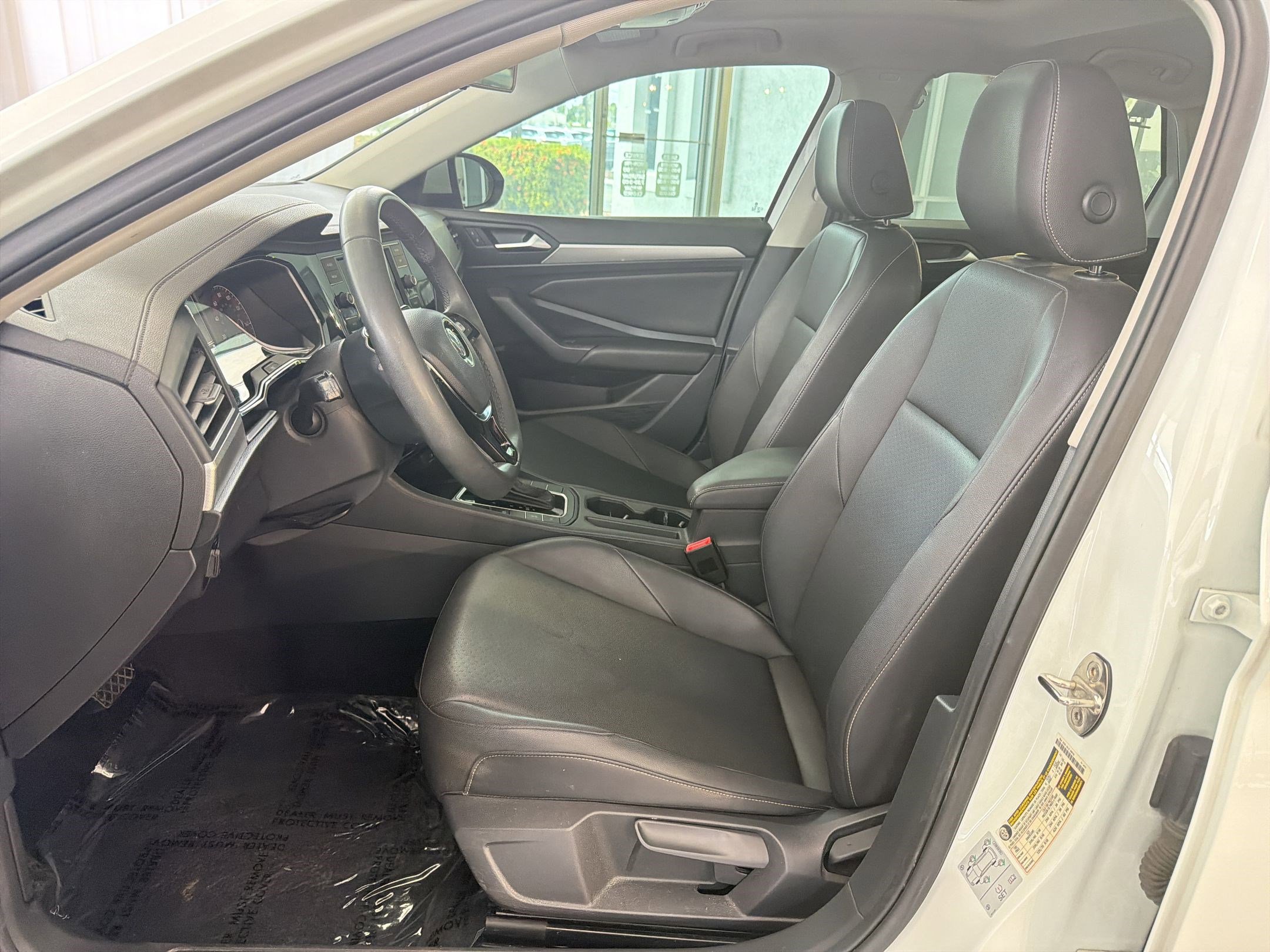 Used 2020 Volkswagen Jetta SE FWD image 5