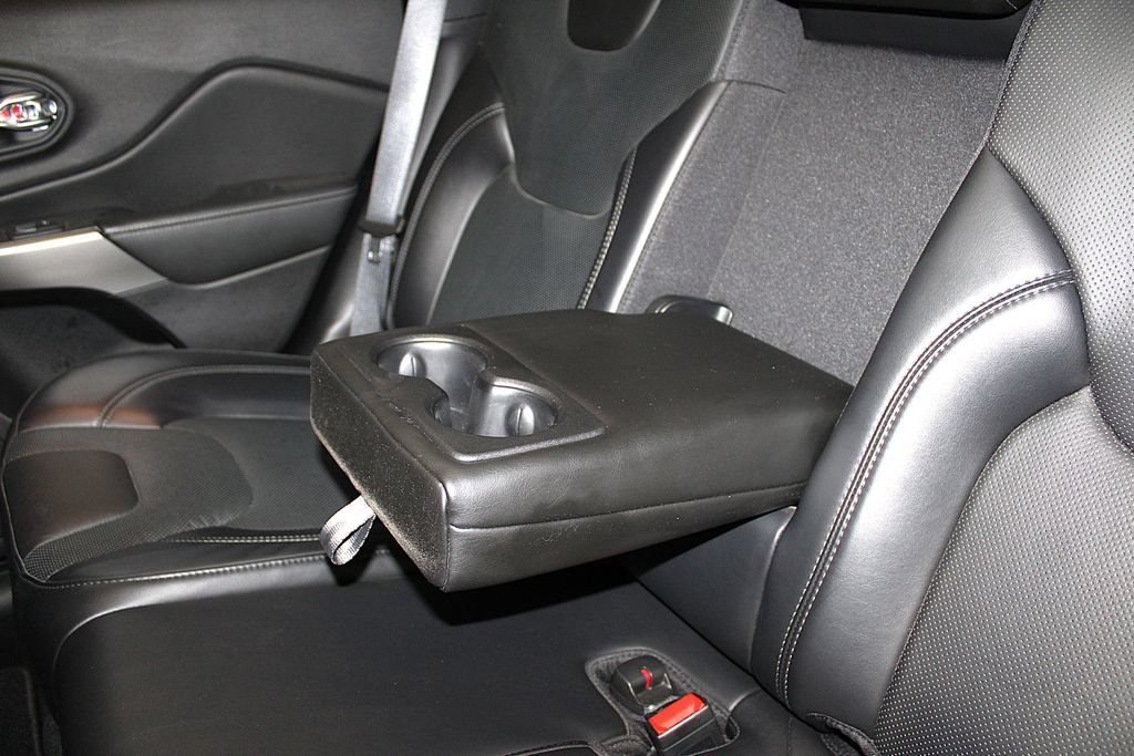 Certified 2021 Jeep Cherokee High Altitude AWD/4WD image 32