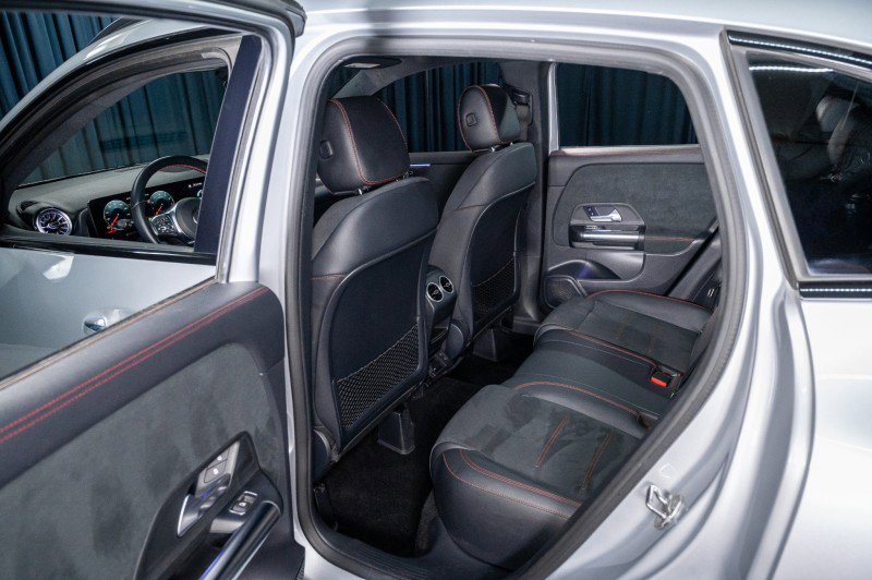 Certified 2023 Mercedes-Benz GLA 250 4MATIC image 16