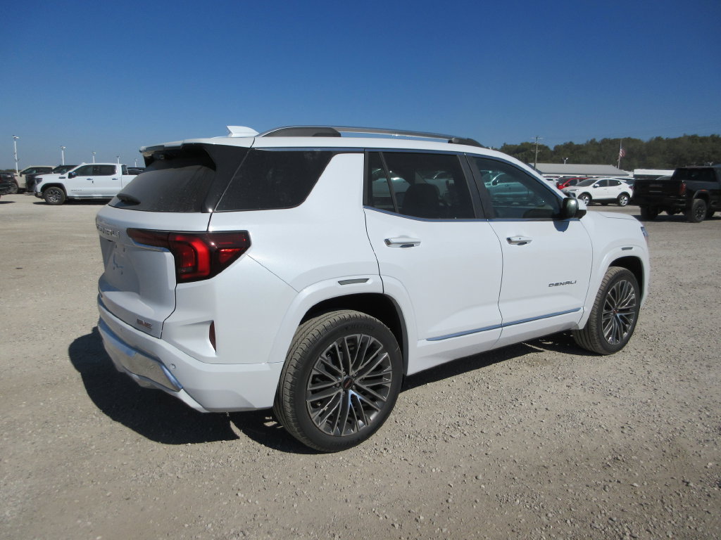 New 2027 GMC Terrain Denali AWD/4WD image 4