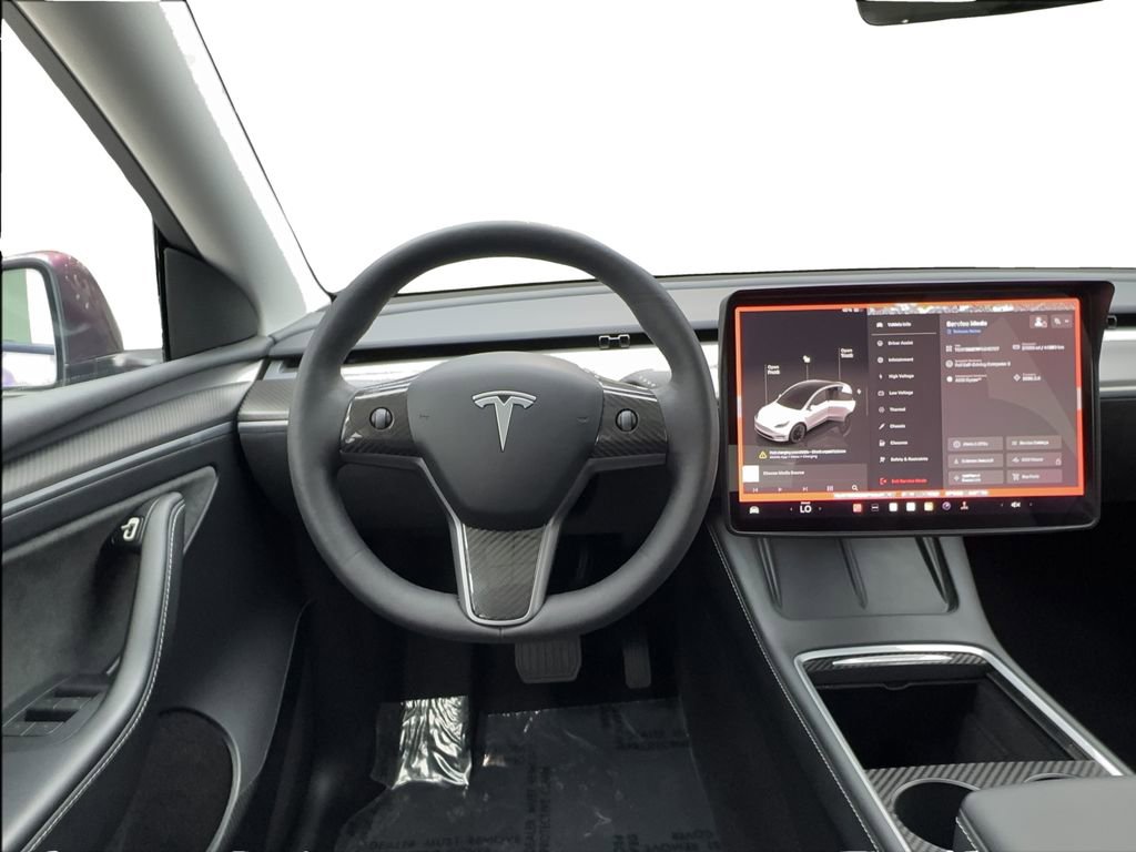 Used 2023 Tesla Model Y AWD image 31