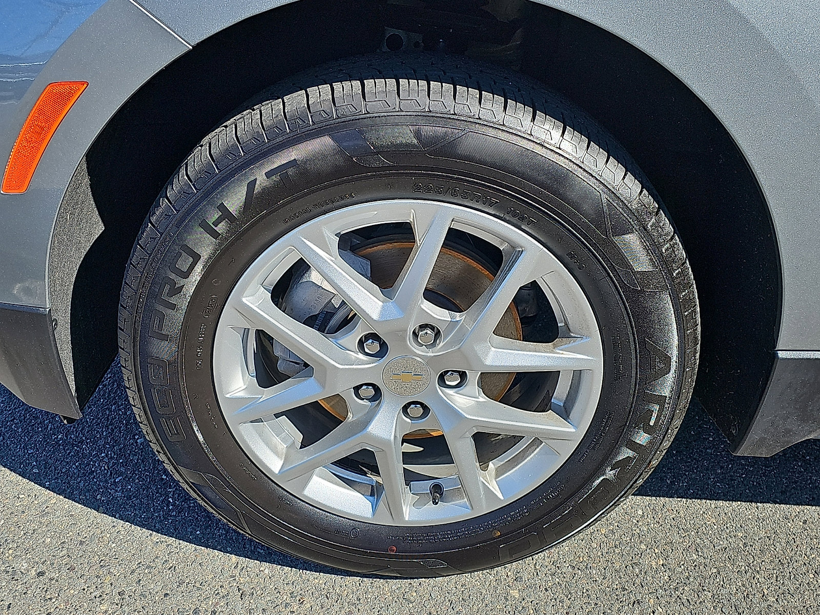 Used 2024 Chevrolet Equinox LT AWD/4WD image 8